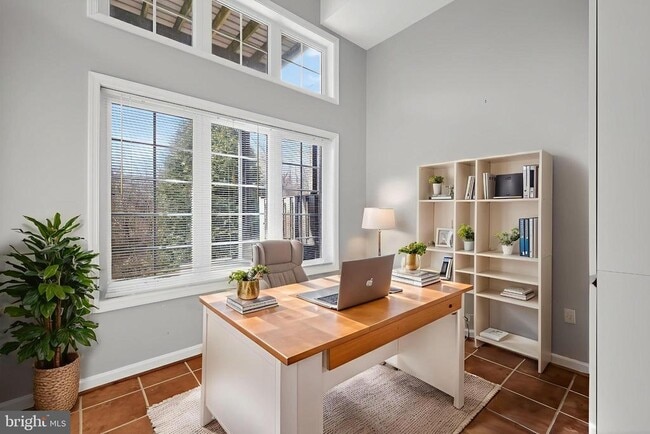 Building Photo - 4832 Lee Hollow Pl