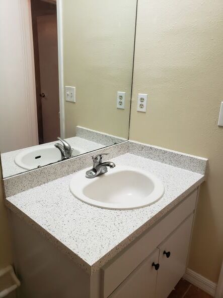 Building Photo - 16526 Brigadoon Dr