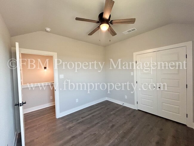 Building Photo - 933 Cooksey Ct