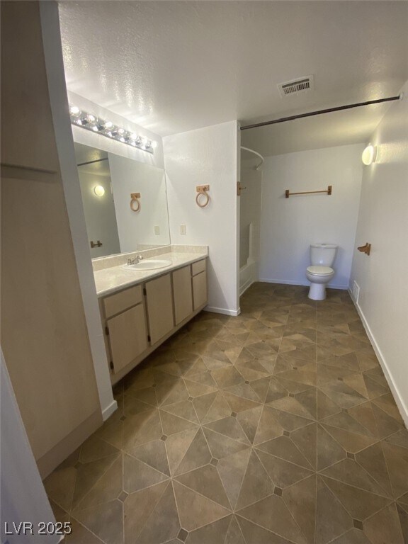 Building Photo - 555 E Silverado Ranch Blvd