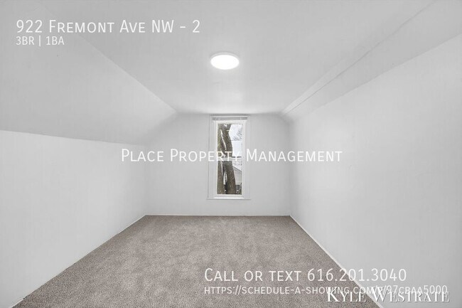 Building Photo - 922 Fremont Ave NW