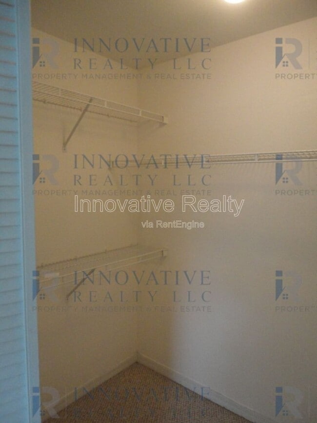 Building Photo - 1798 Shadow View Cir