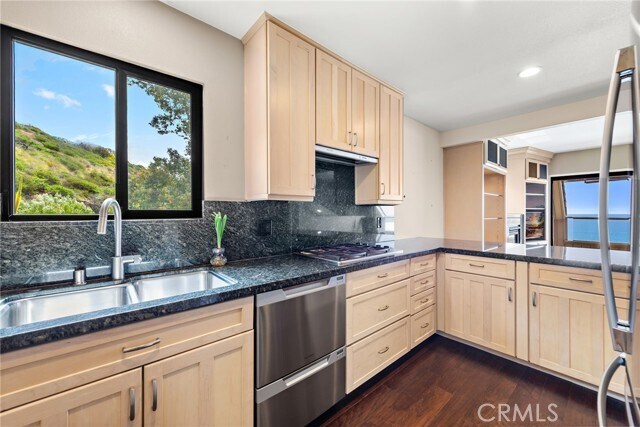 Building Photo - 21805 Ocean Vista Dr