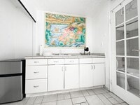 Building Photo - 249 Kapili Street, #203