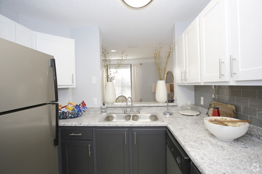 Interior Photo - Anzio