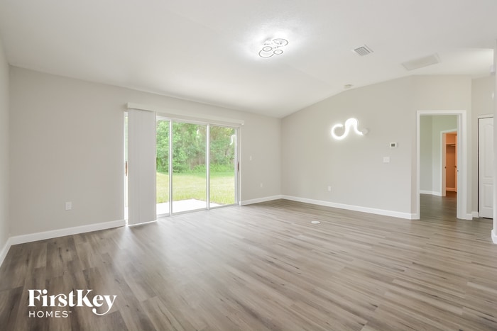 Building Photo - 1175 Adams St