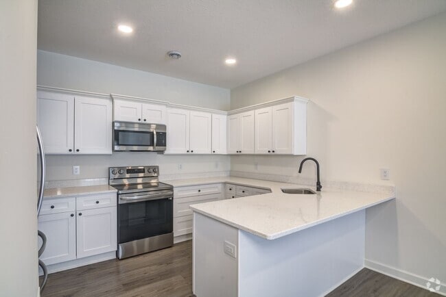 Building Photo - 2550 Dawes Place