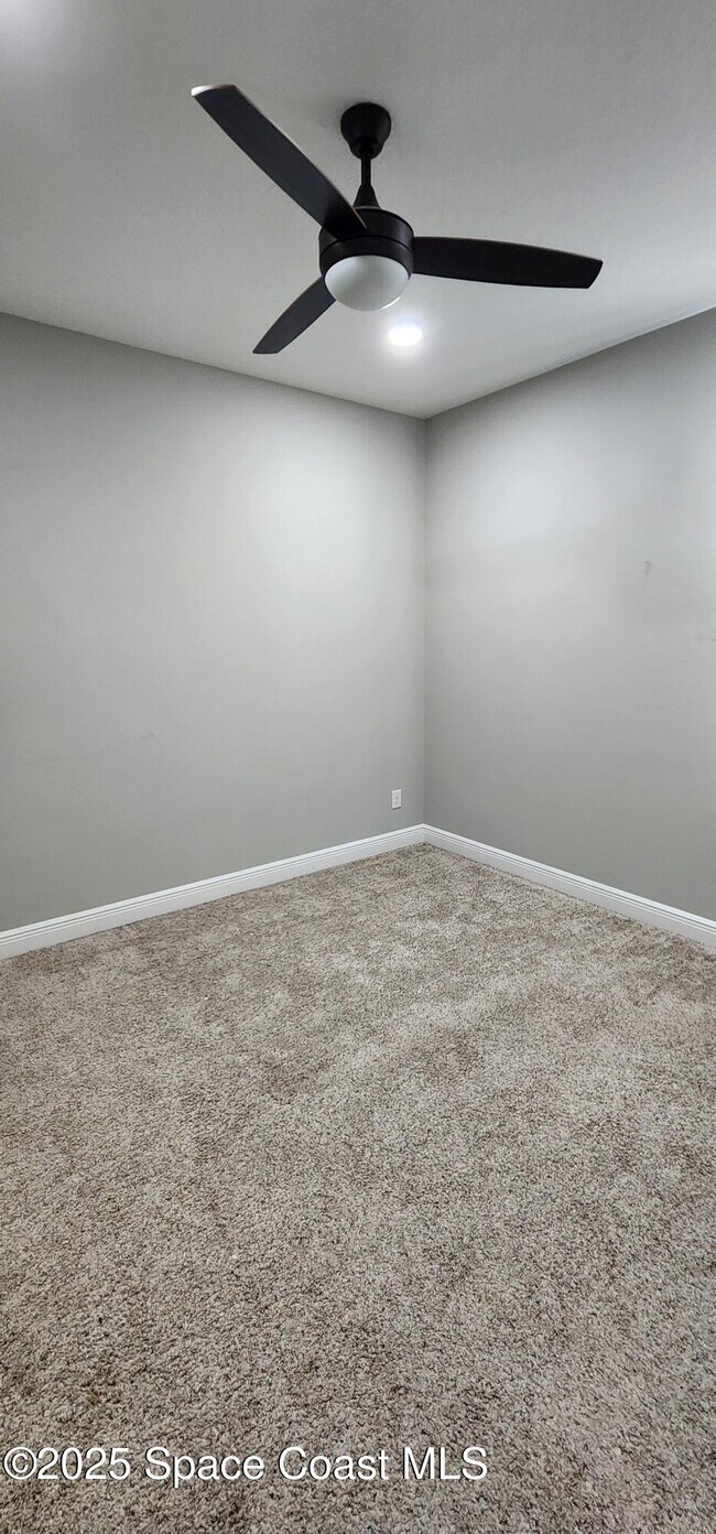 Building Photo - 7308 Bluemink Ln