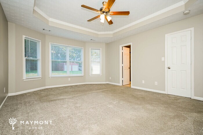 Building Photo - 491 Freedom Dr