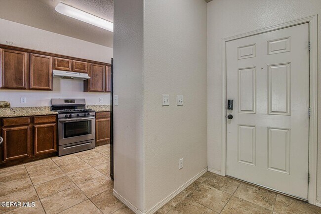 Building Photo - 14447 Miguel Terrazas Dr