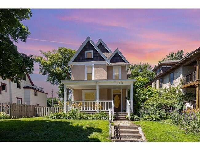 Primary Photo - 3040 Fremont Ave S
