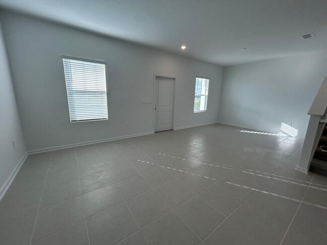 Building Photo - 5840 Meditation Dr