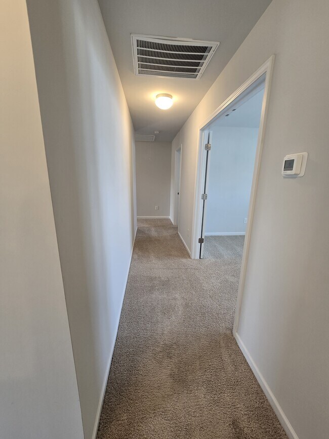Building Photo - 129 Maple Tree Ln