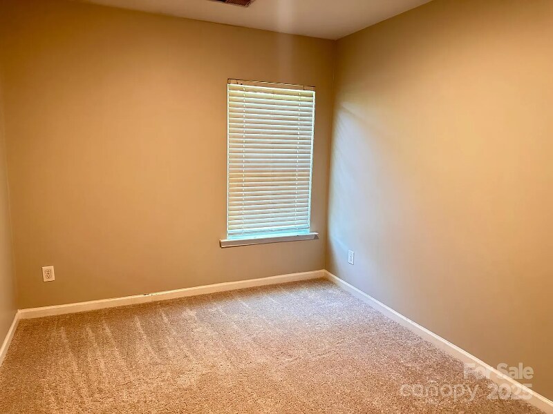 Building Photo - 6029 Guildford Hill Ln