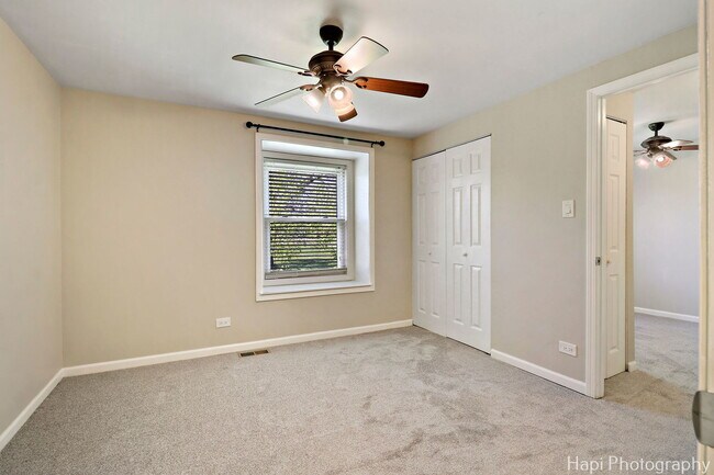 Building Photo - 2336 Old Kings Ct