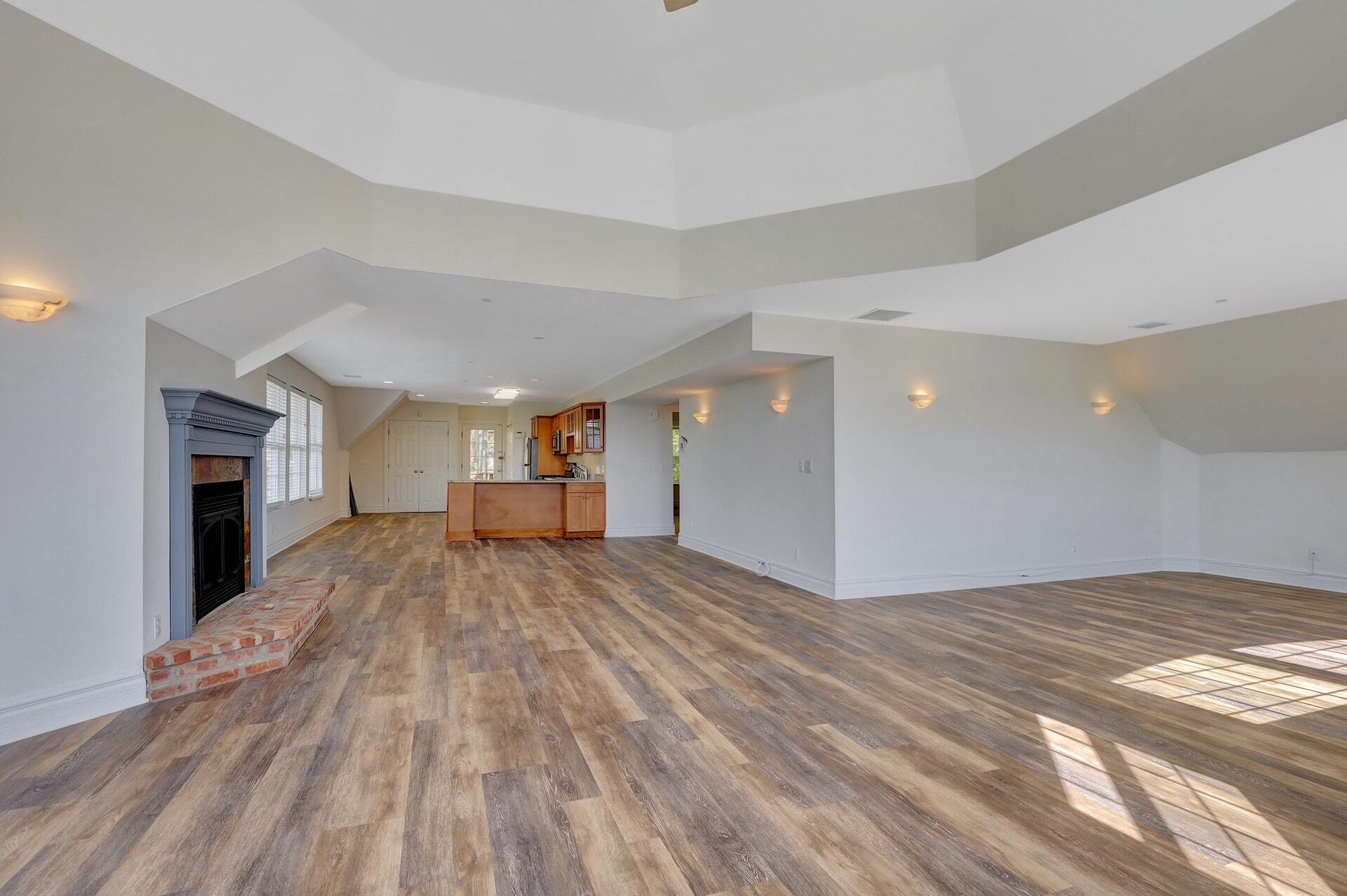 Building Photo - 170 Undercliff Ave