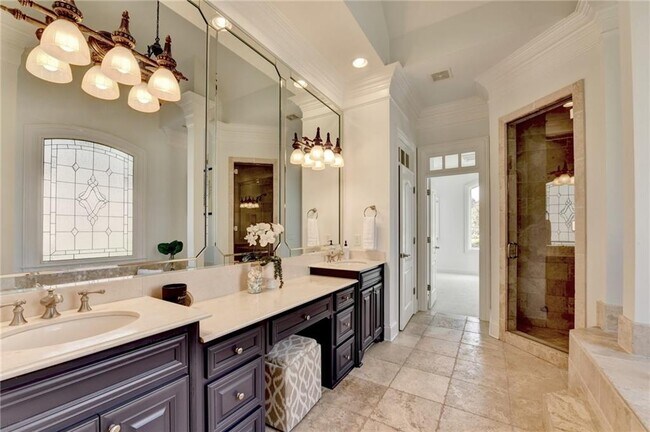 Building Photo - 8330 Royal Melbourne Way