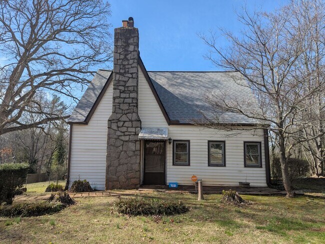 Building Photo - 2601 Semmes St