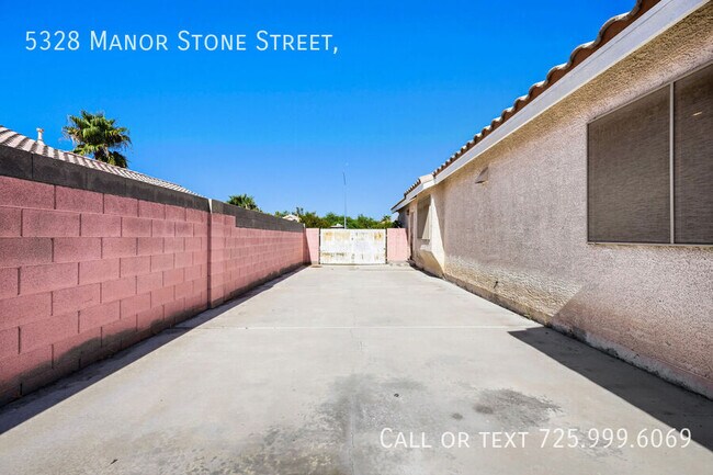 Building Photo - 5328 Manor Stone St