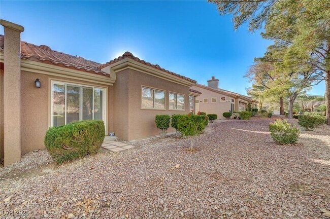 Building Photo - 9356 Villa Ridge Dr