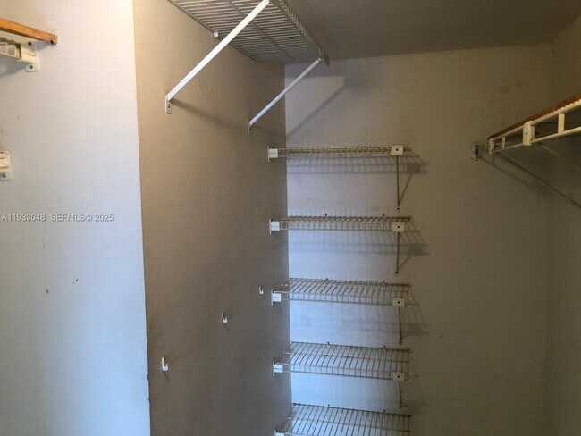 Building Photo - 555 NE 123rd St