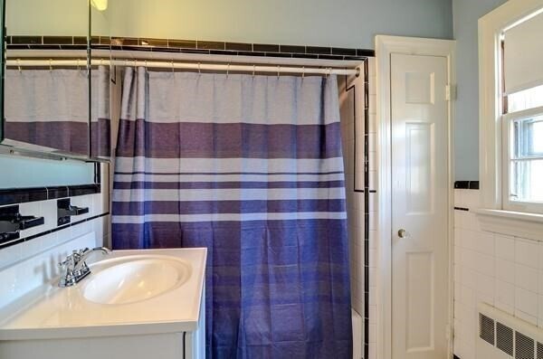 Building Photo - 77 W Central St