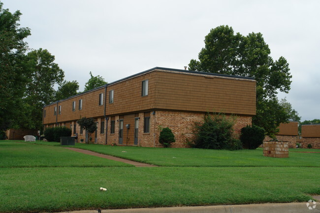 Building Photo - Seneca Village Townhomes