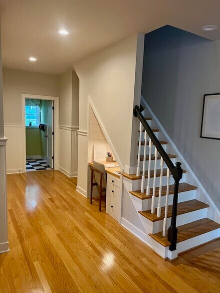 Building Photo - 4896 Highlands Pl