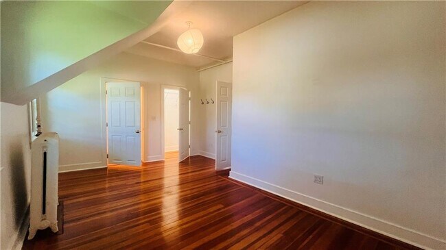Building Photo - 61 Almy St