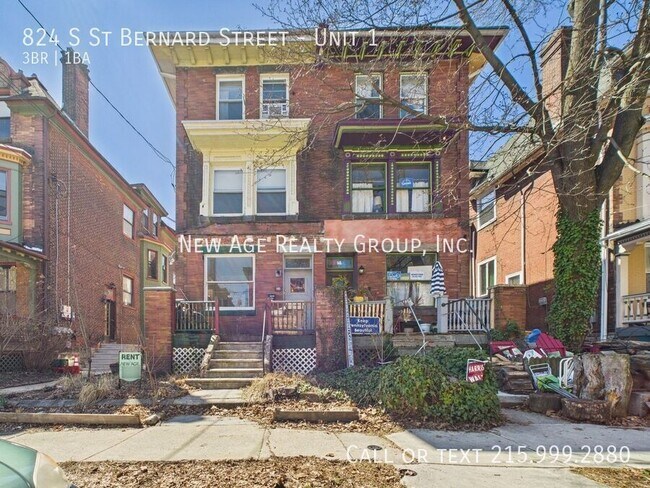 Primary Photo - Large 3 bedroom, 1 bathroom apartment loca...