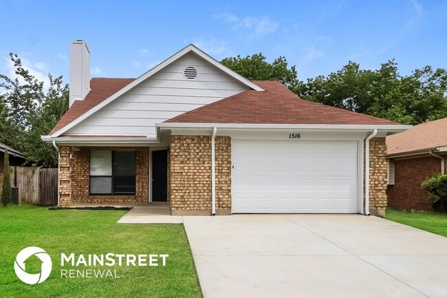 Building Photo - 1516 Lincolnshire Way