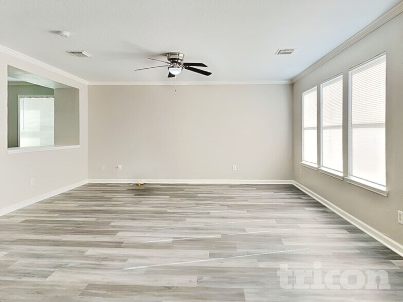 Building Photo - 2642 Skyview Shadows Ct