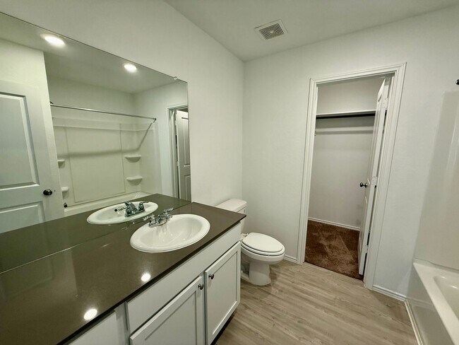 Building Photo - 6679 Cibolo Springs