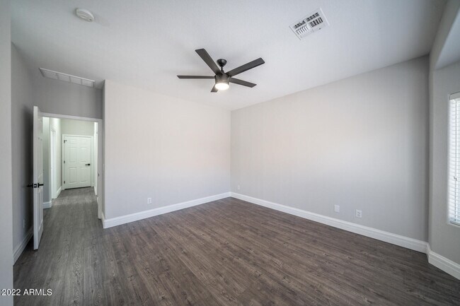 Building Photo - 3649 S Loback Ln