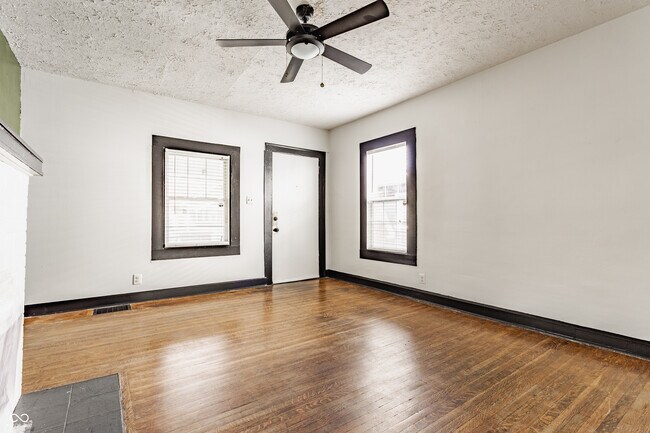Building Photo - 2953 N Delaware St