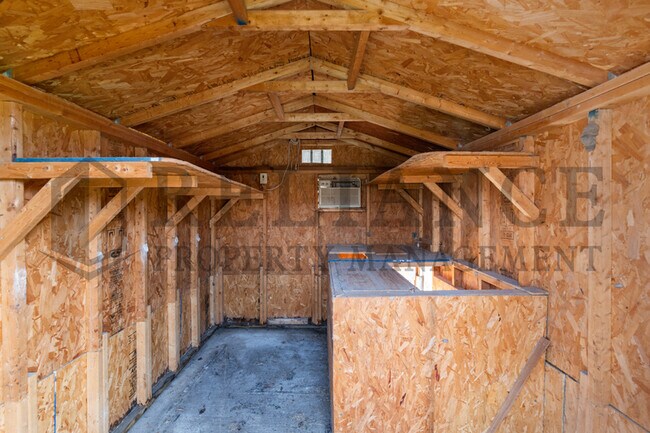 Building Photo - 3240 S Custer Ave