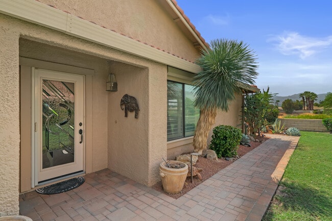 Building Photo - 99 Conejo Cir