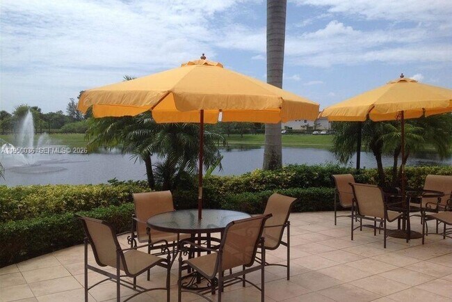 Building Photo - 5200 NW 31st Ave