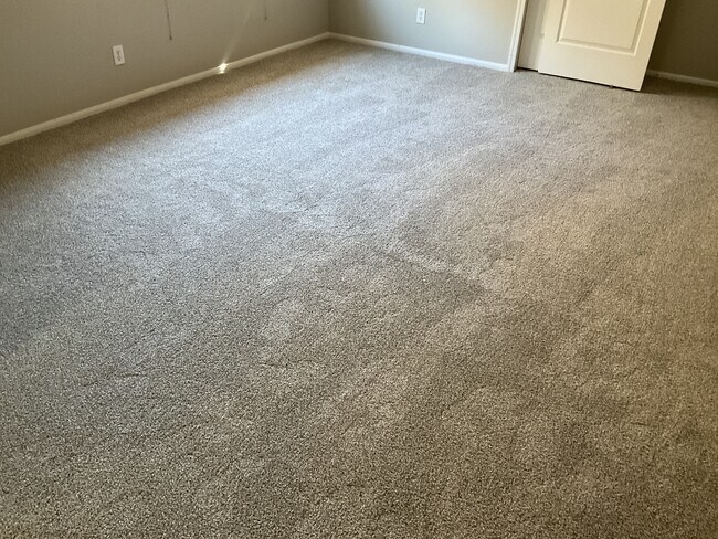 Building Photo - 769 Feather Ridge Dr