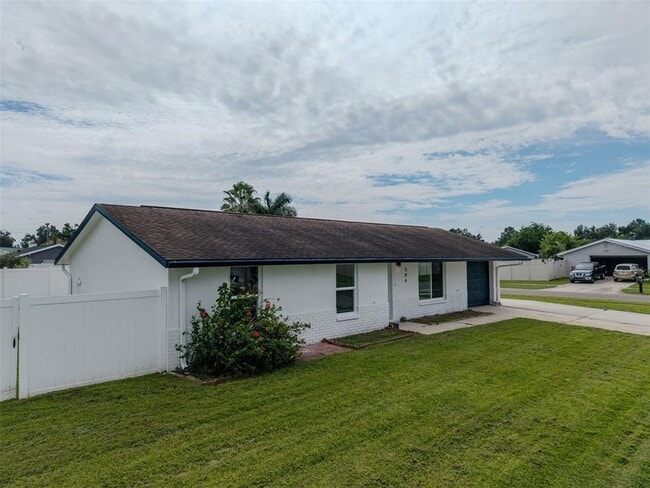Building Photo - 504 Red Mangrove Ln