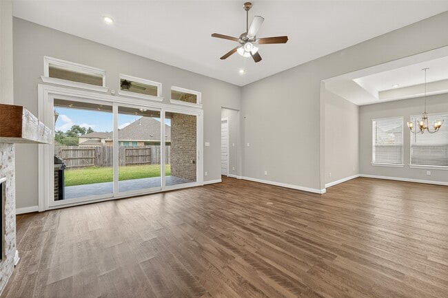 Building Photo - 4403 Tumbling Leaf Ct