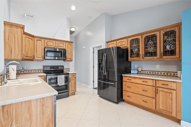 Building Photo - 6507 61st Dr E