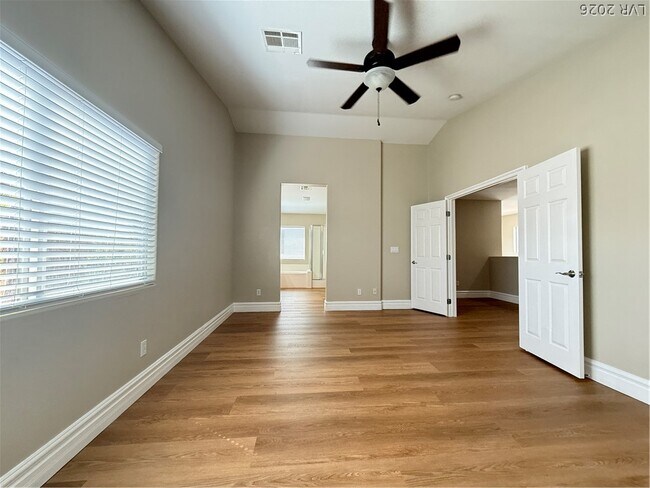 Building Photo - 9731 Valmeyer Ave