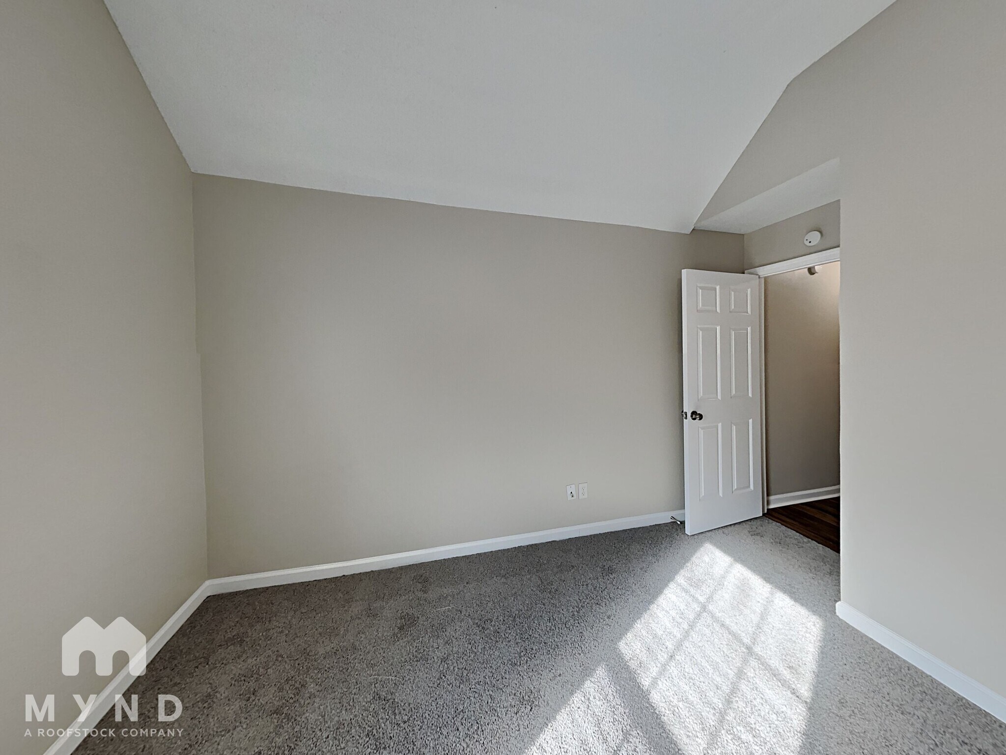 Building Photo - 7732 Parkmont Dr