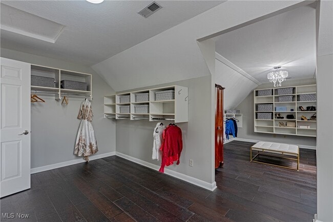 Building Photo - 6442 Dorset Ln
