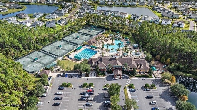 Building Photo - 708 Sharon Ct