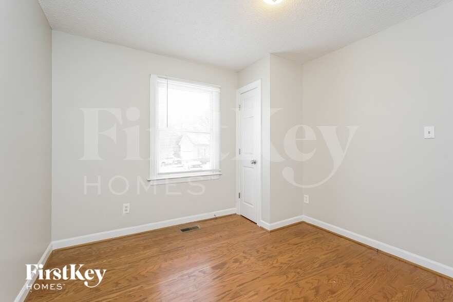 Building Photo - 3801 Blairwood St