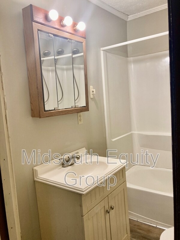 Building Photo - 117 Parkburg Rd