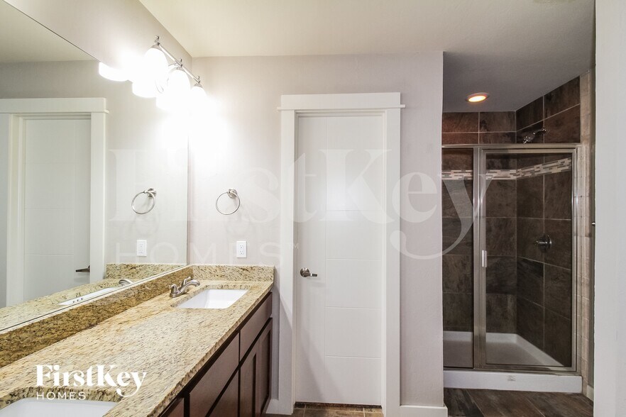 Building Photo - 1612 Penn Ln