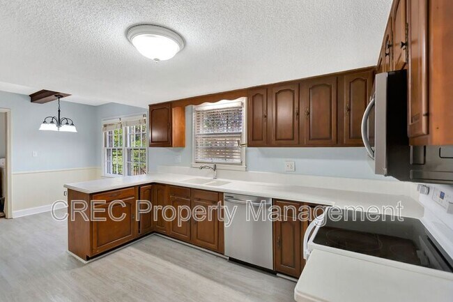 Building Photo - 321 Shaftesbury Ln